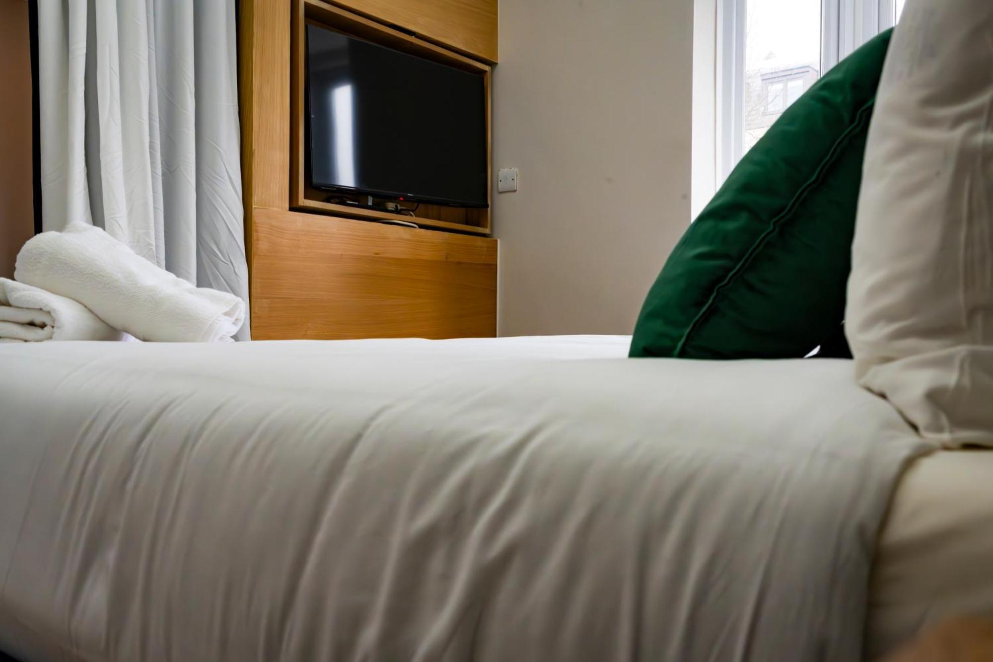 London Studios And Suites Harrow Kültér fotó