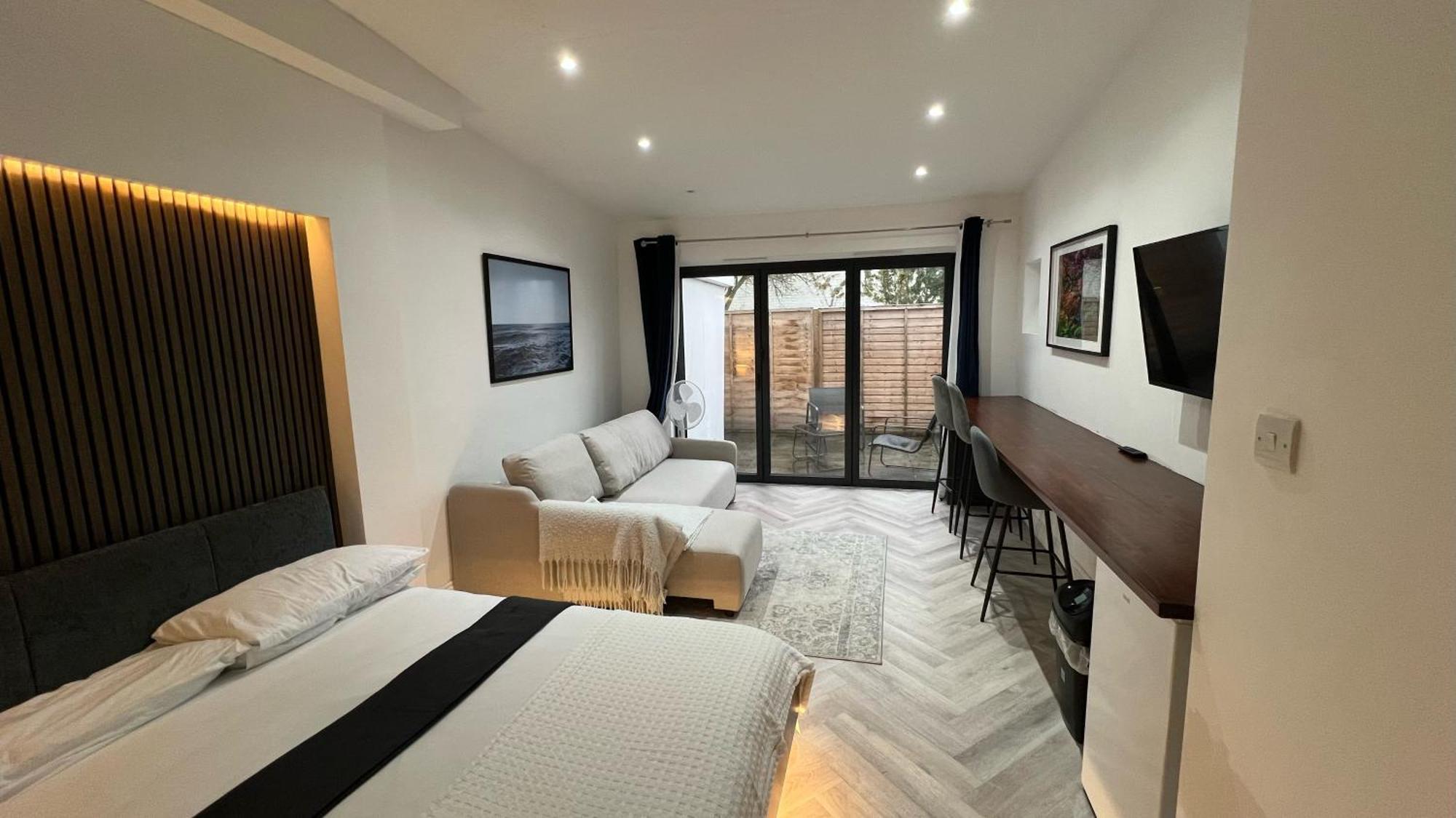 London Studios And Suites Harrow Kültér fotó